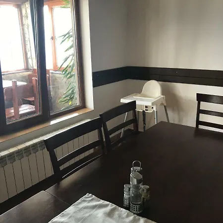 Pensiunea Fantanita Haiducului 招待所 *